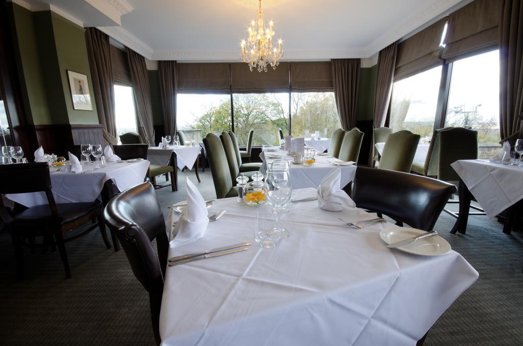 Hatton Court Hotel Gloucester Buitenkant foto